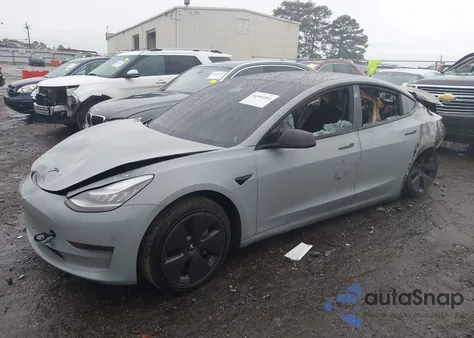 2021 Tesla Model 3 Standard Range Plus Rear-Wheel Drive from USA, damaged, VIN 5YJ3E1EA8MF854778